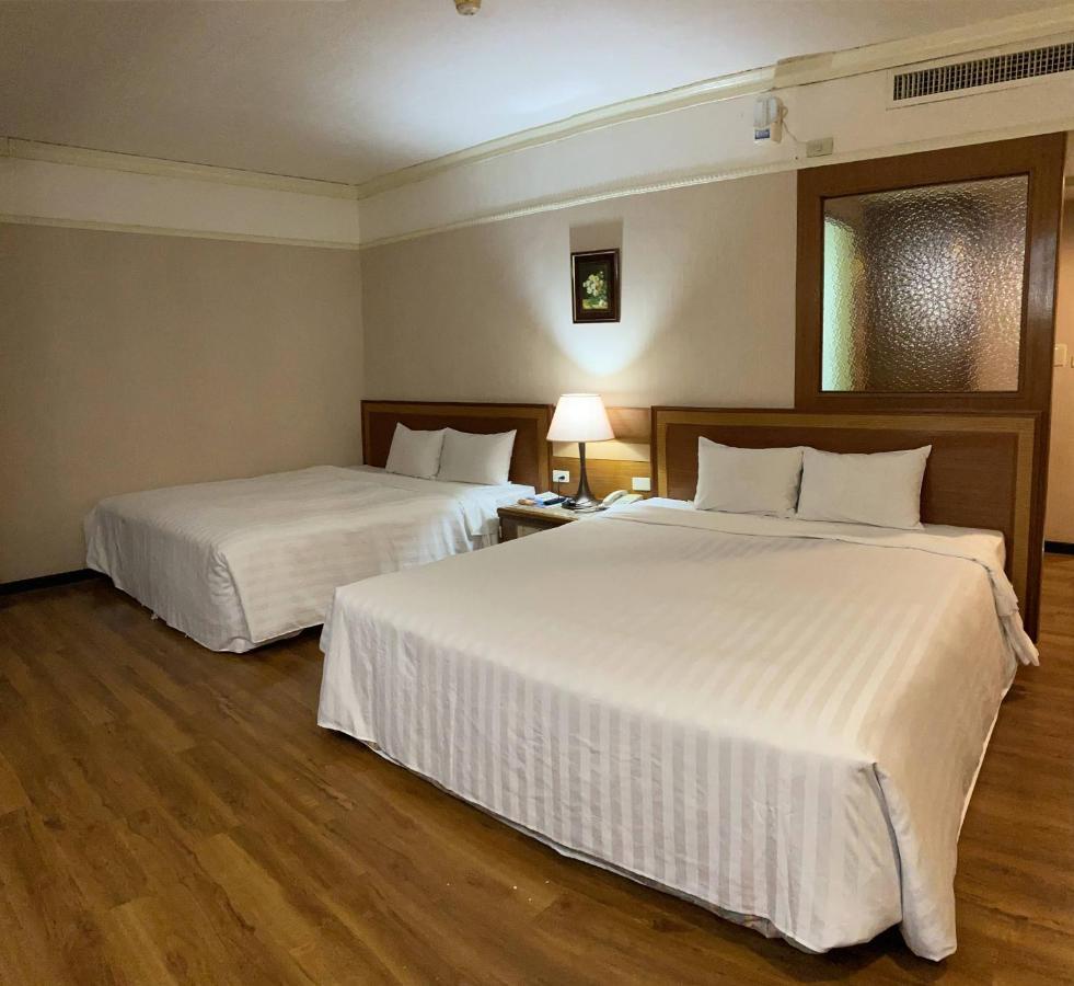 Tapeng Bay Holiday Hotel Donggang Exterior foto